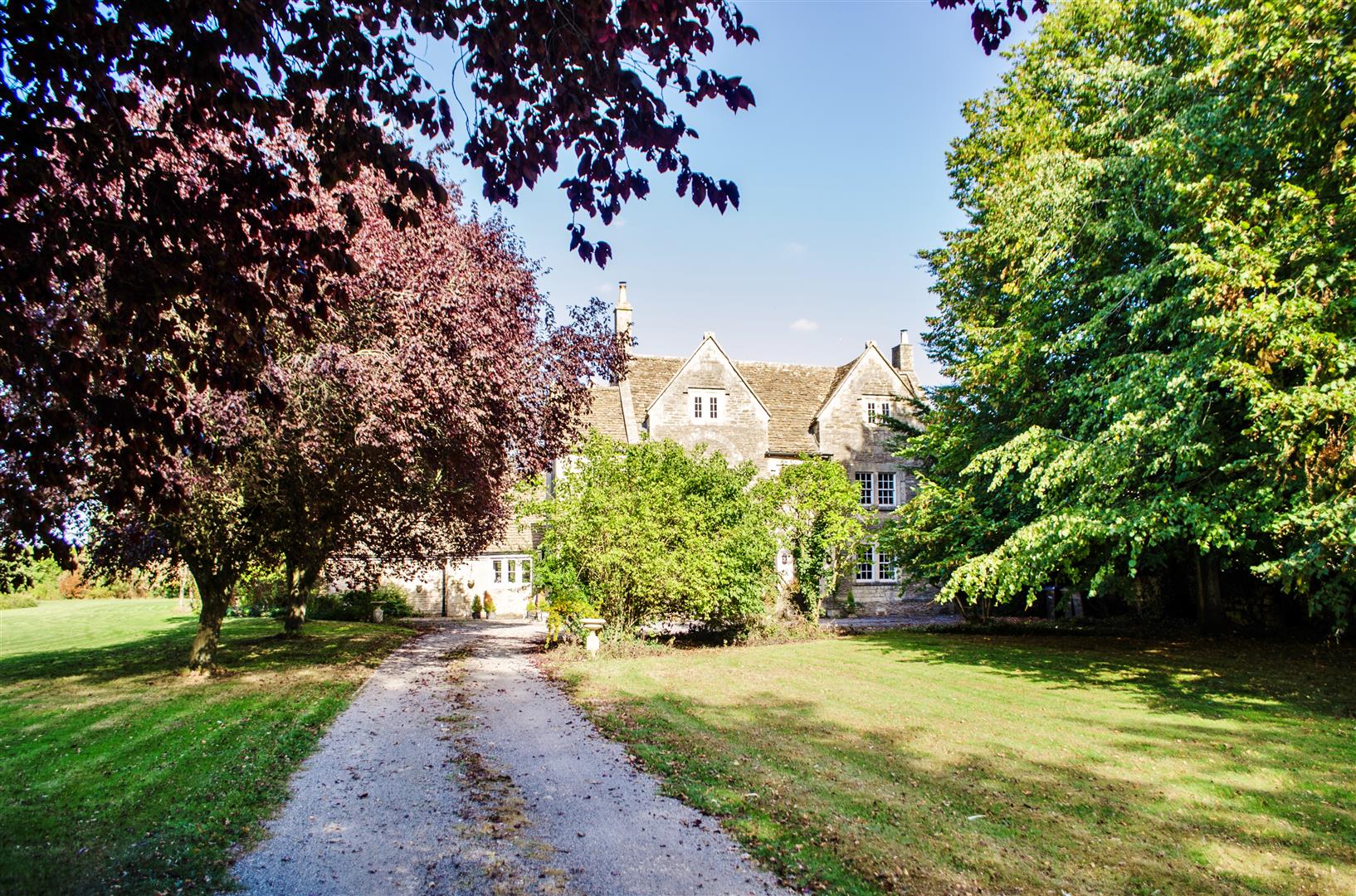 house driveway.jpg